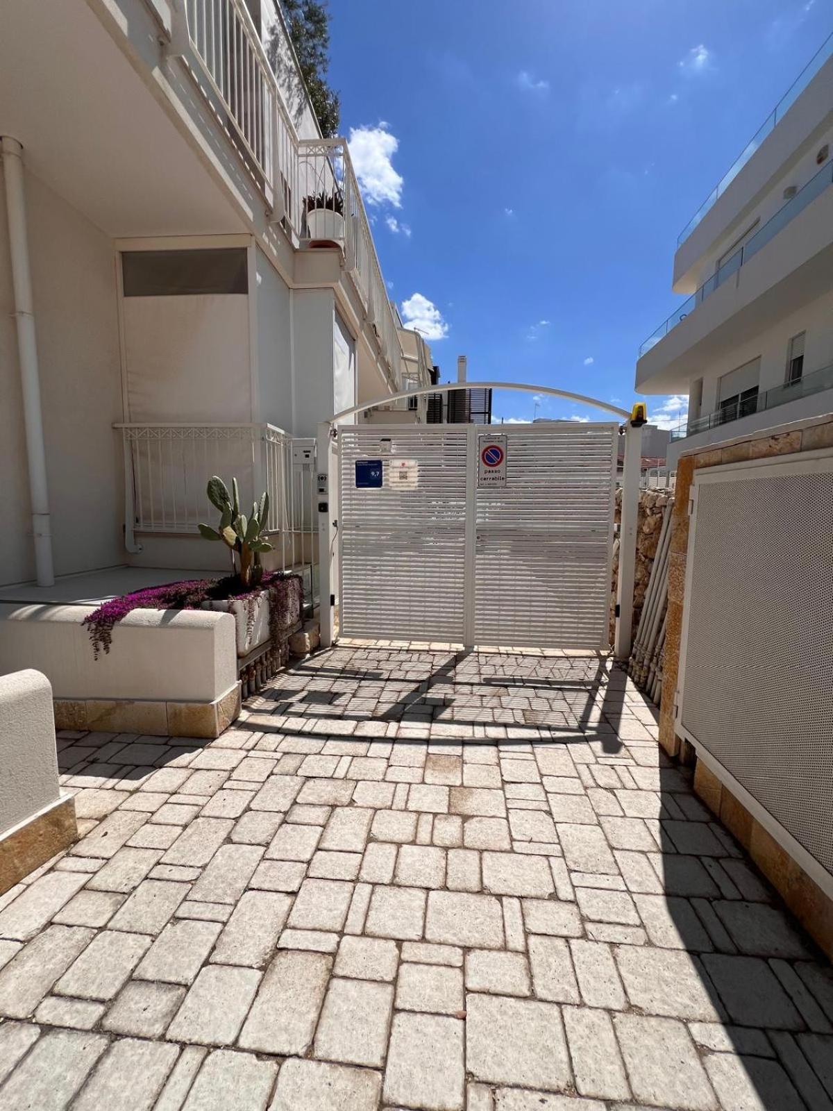 Orange Dream Hotel Polignano a Mare Phòng bức ảnh
