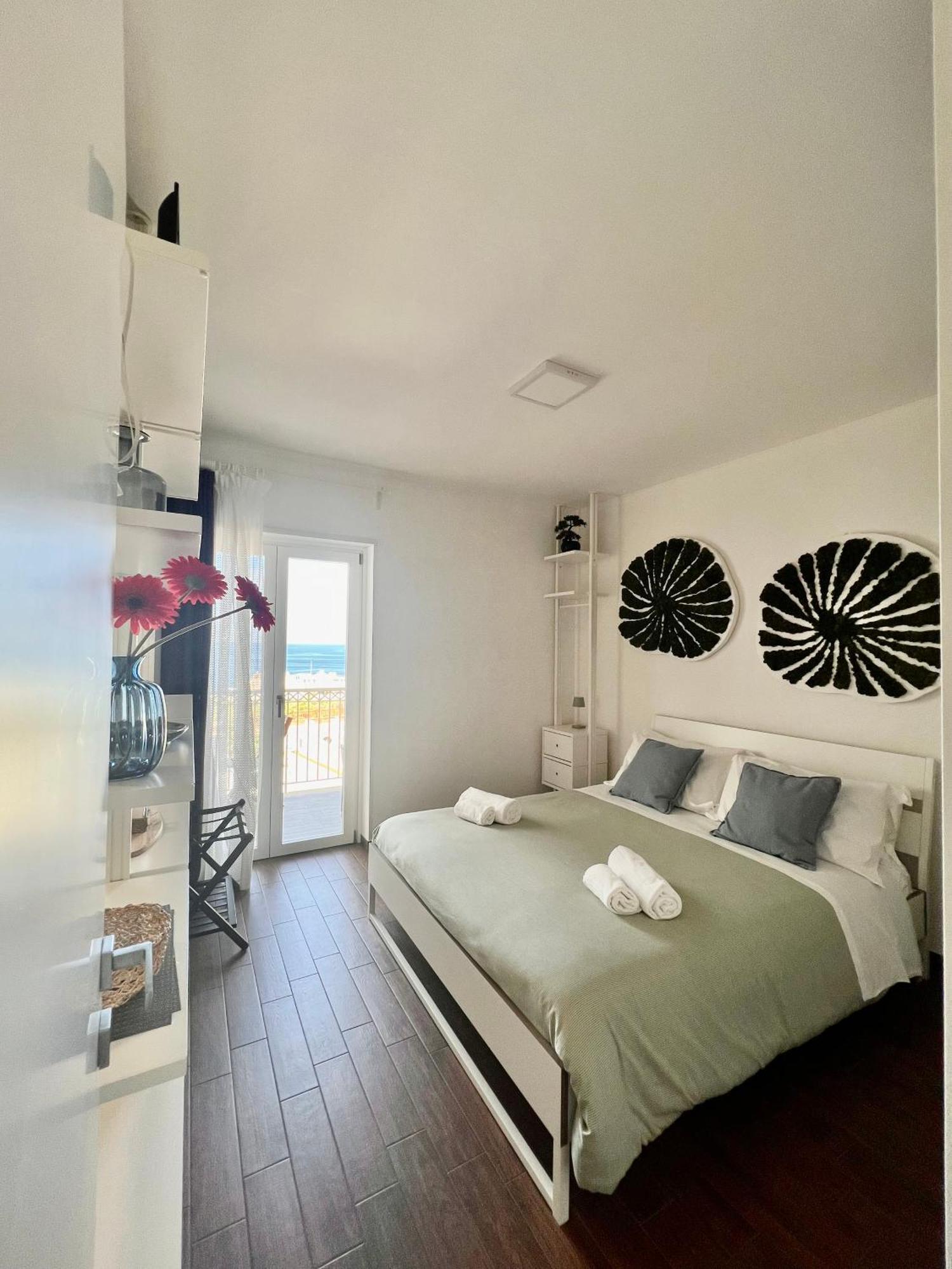 Orange Dream Hotel Polignano a Mare Phòng bức ảnh