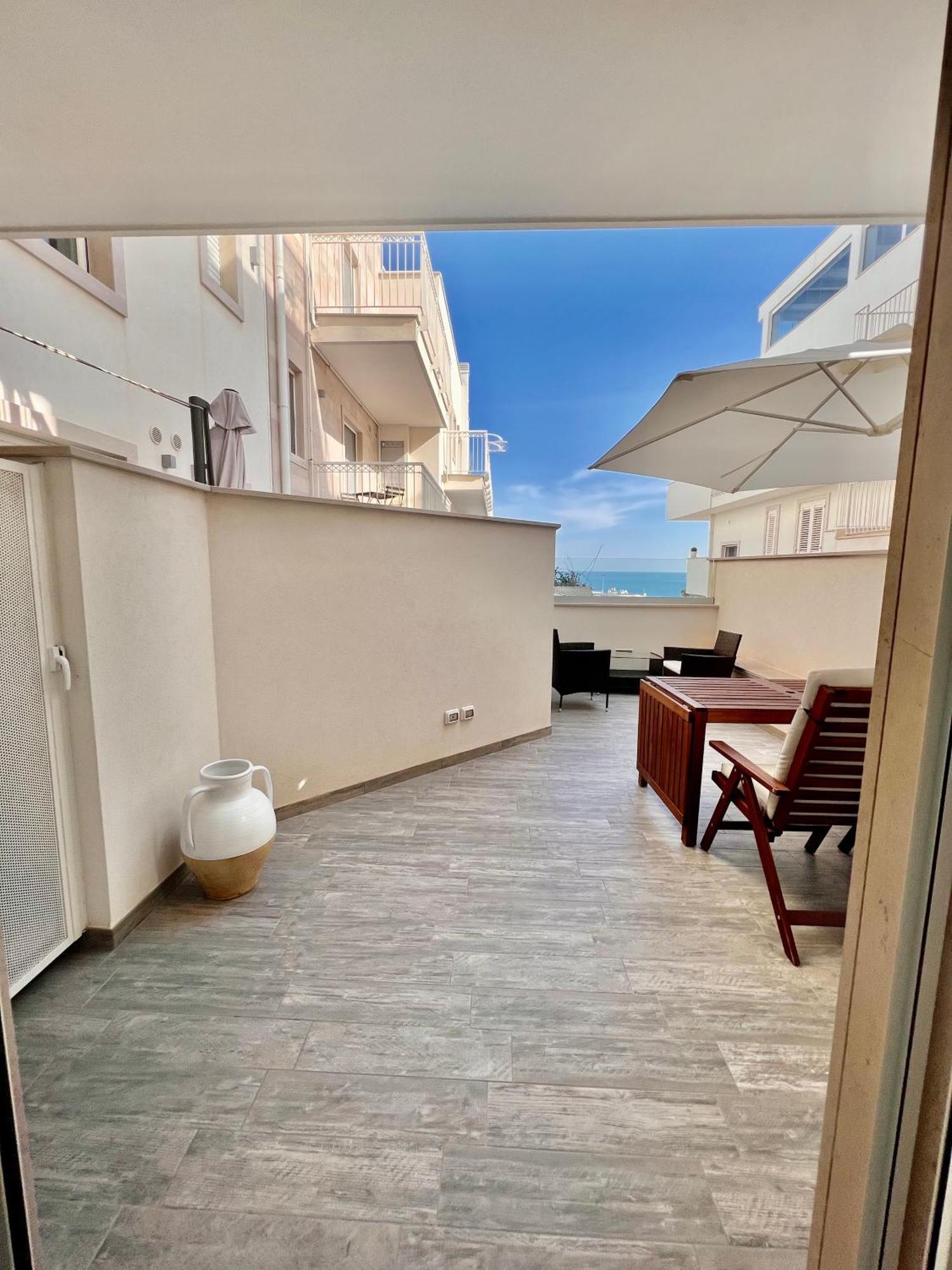 Orange Dream Hotel Polignano a Mare Phòng bức ảnh